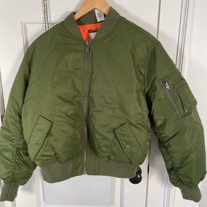 Aritizia TNA bomber jacket in tahoe color brand new size 4